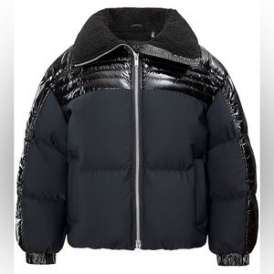 *NEAR NEW WITH TAGS* MOOSE KNUCKLES Women's 2-tone black puffer || Size S